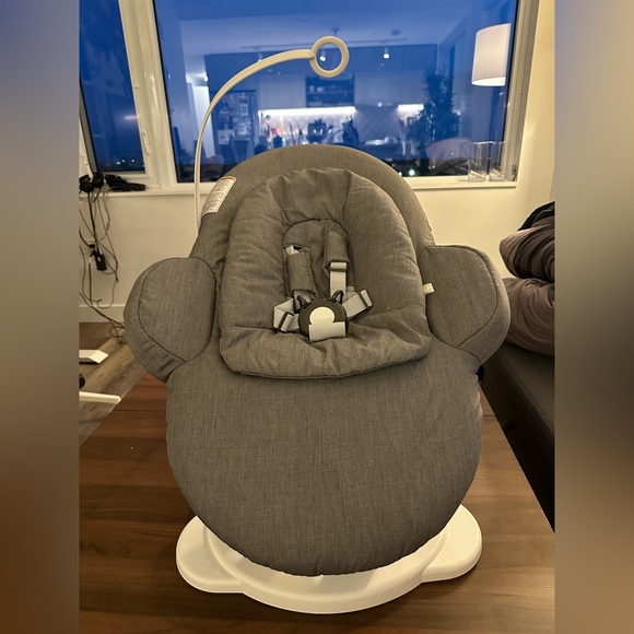 STOKKE Steps™ Bouncer (White Frame) - Picture 9 of 10